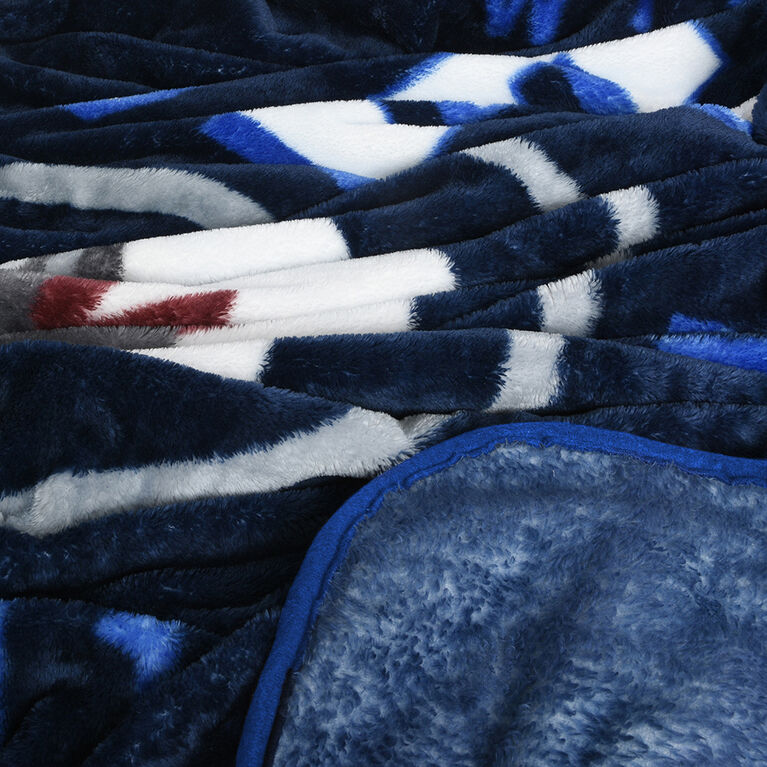 NHL Winnipeg Jets Plush Super Soft Blanket, 60" x 70"