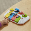 Playskool Friends Sesame Street - Singing Friends Piano - Édition anglaise - Notre exclusivité