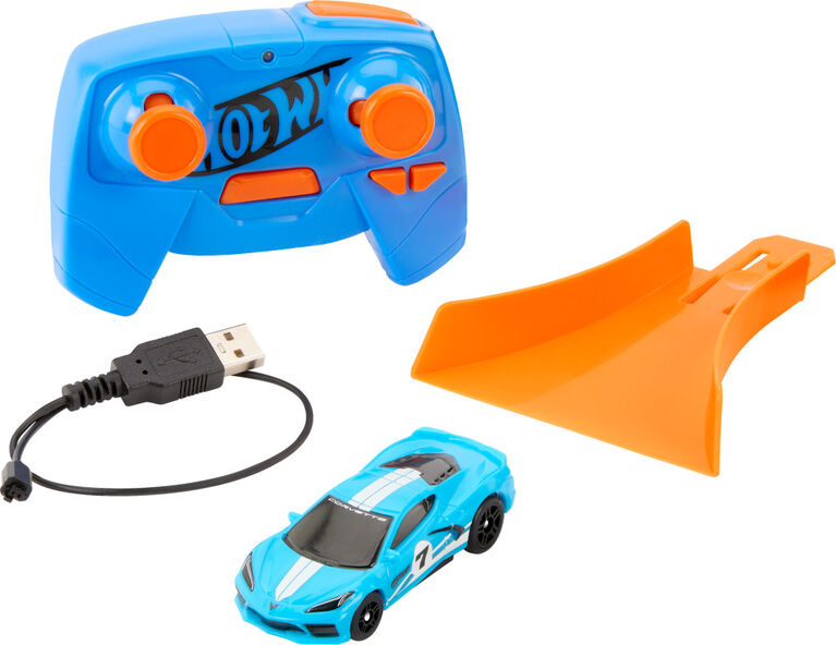 HOT WHEELS RC 1:64 Scale CORVETTE C8