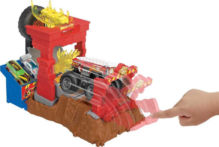 Hot Wheels Monster Trucks Arena Smashers 5 Alarm Fire Crash Challenge Playset