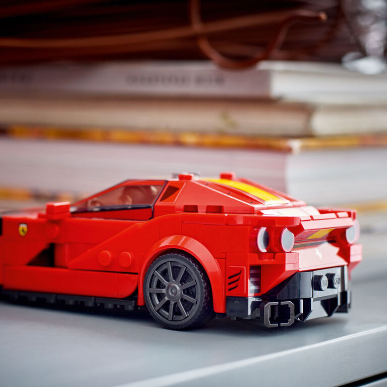 LEGO Speed Champions Ferrari 812 Competizione 76914 Ensemble de jeu de construction (261 pièces)