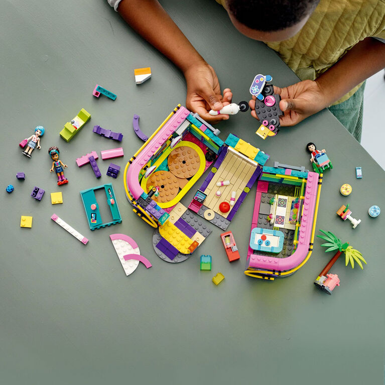 LEGO Friends Roller Disco Arcade 41708 Building Kit (642 Pieces)