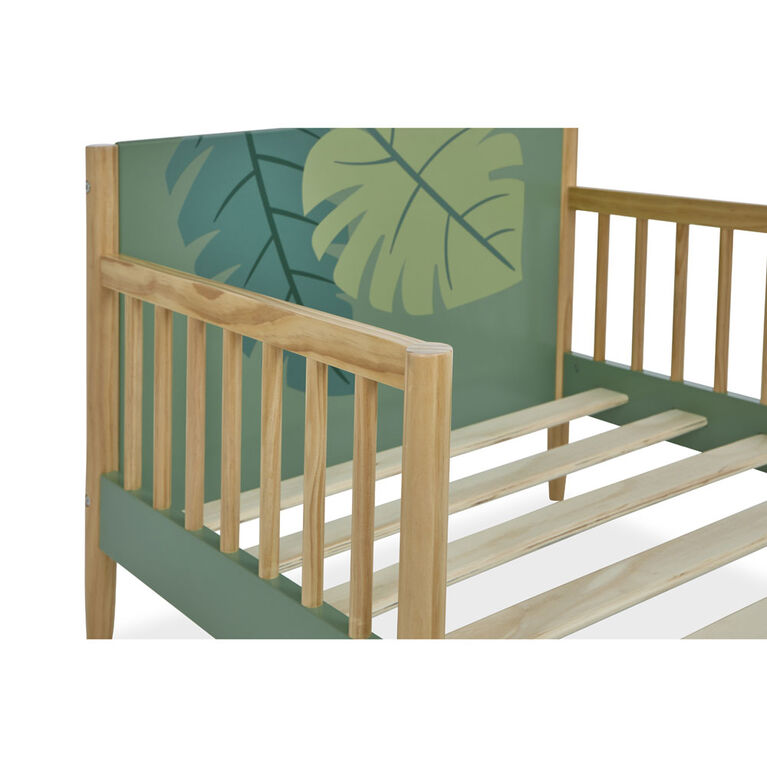 Fisher Price Safari Dreams Toddler Bed