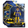 Batman, Figurine articulée Batgirl de 10 cm avec 3 accessoires mystère