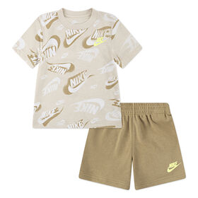 Nike Shorts Set - Biege