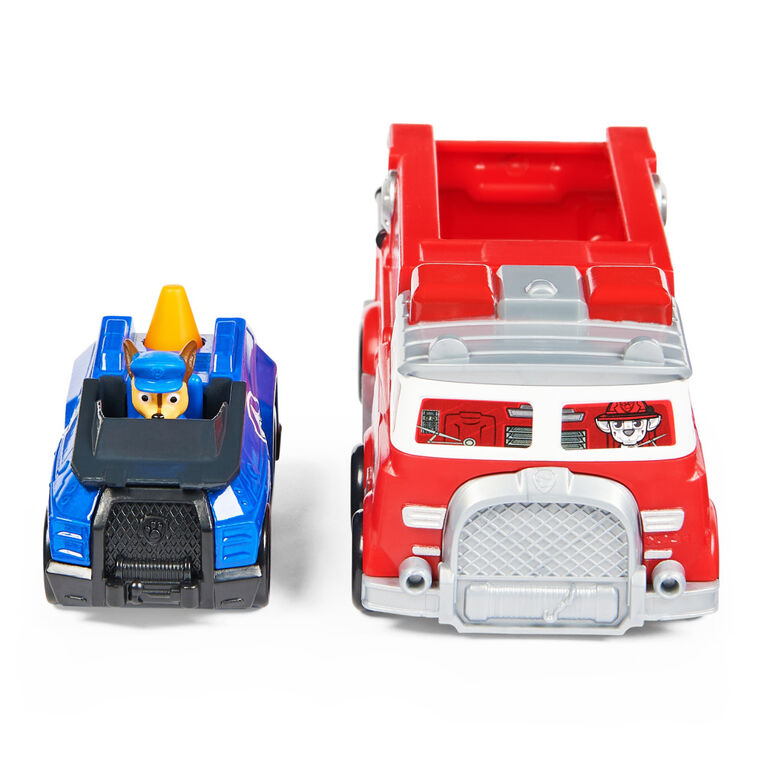 PAW Patrol, True Metal Camion de pompier d'équipe en métal moulé avec voiture de Chase à l'échelle 1:55