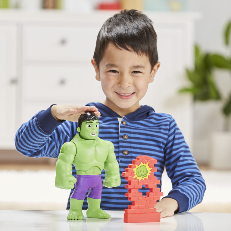 Marvel Spidey and His Amazing Friends Power Smash Hulk, Face-Changing 10-inch Hulk Figure with Brick Wall Accessory