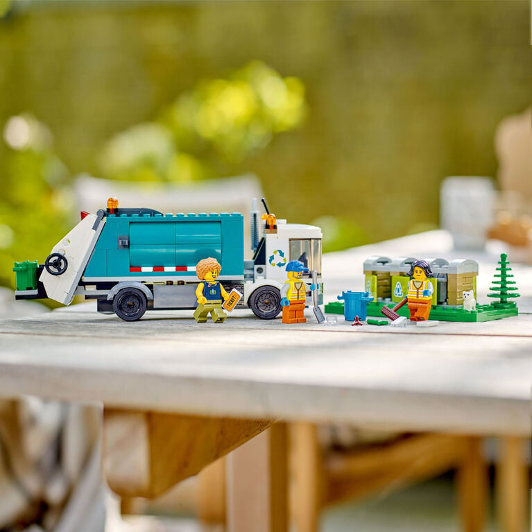 LEGO 60386 City Le Camion de Recyclage, Jouet pour Un Mode de Vie Durable,  Camion-Poubelle avec 3 Bacs de Triage, Jeu Éducatif, Idée Cadeau Enfants 5  Ans : : Jeux et Jouets