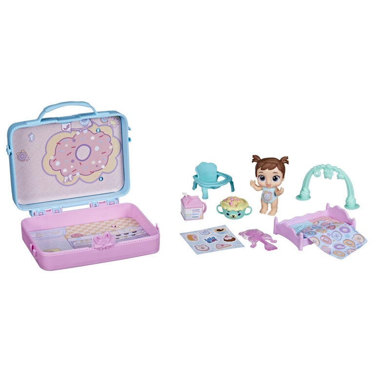 Baby Alive Foodie Cuties, Surprise Toy with Accessories, 10 Surprises in Lunchbox-Style Case