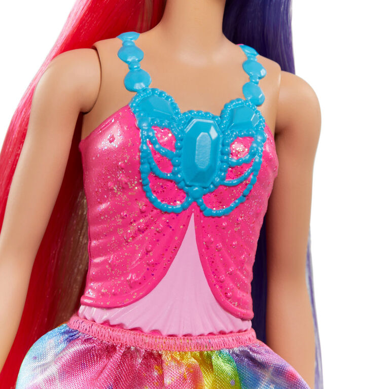 Poupée ​Barbie Royale Barbie Dreamtopia avec cheveux fantaisistes 2 tons ultralongs, brosse à cheveux, diadèmes et accessoires de coiffure