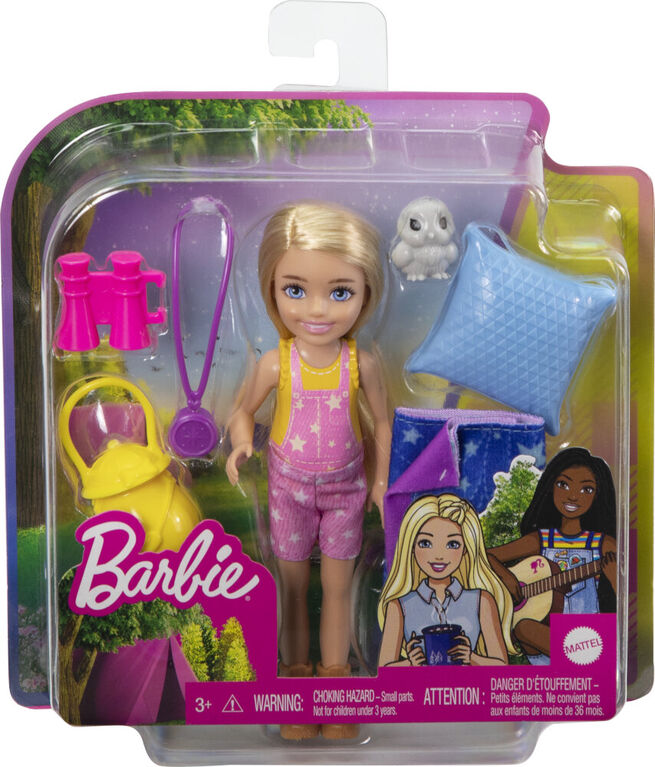 Coffret de jeu ​Vive le camping ​It Takes Two Barbie avec poupée Chelsea blonde de 15,24cm (6po)