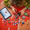 LEGO Super Mario : Mario Kart - LEGO Mario Interactif et Kart Standard, Jouet 72043