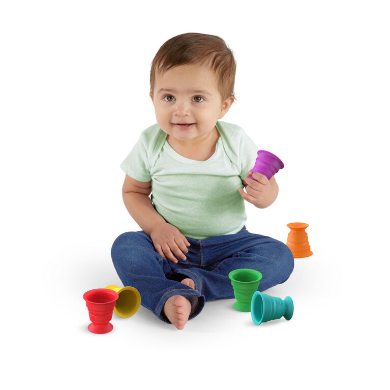 Set de 6 jouets ventouses Stack and Squish Cups de Baby Einstein pour jouer à la plage, dans le bain ou au sol
