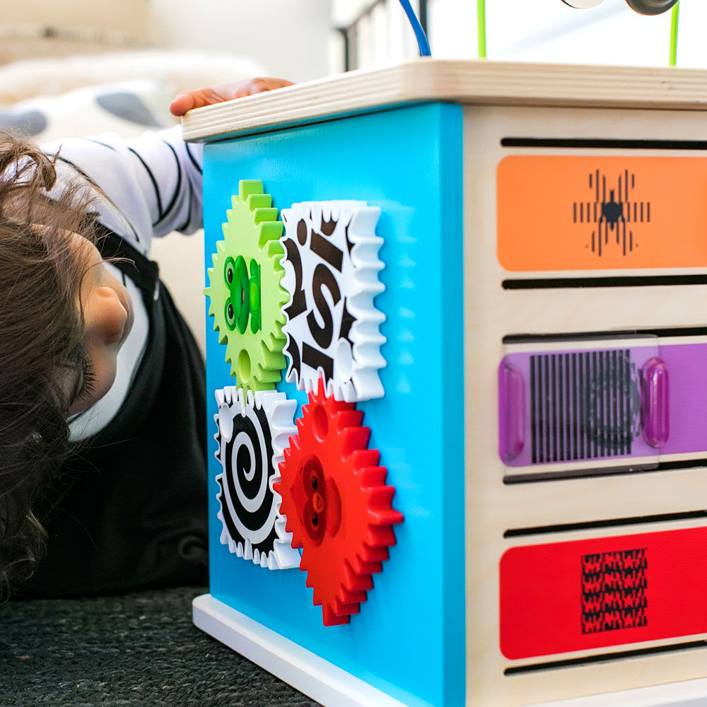 baby einstein innovation station