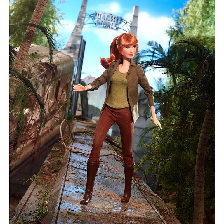 Barbie – Jurassic World – Poupée Claire. | Toys R Us Canada