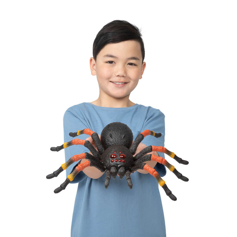 Robo Alive Giant Tarantula by ZURU