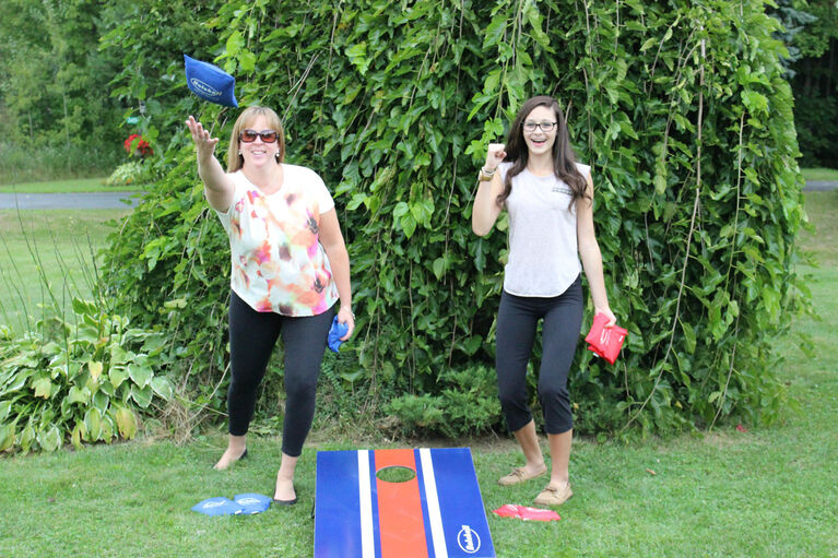 Bolaball Cornhole