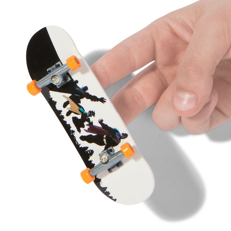 Tech Deck, Coffret de 4 fingerboards Ultra DLX, DC Superman, Mini-skateboards personnalisables &agrave; collectionner