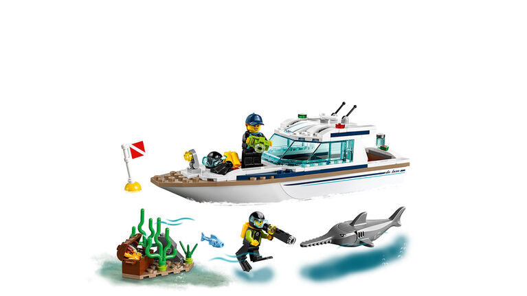 LEGO City Diving Yacht 60221 (148 pieces)