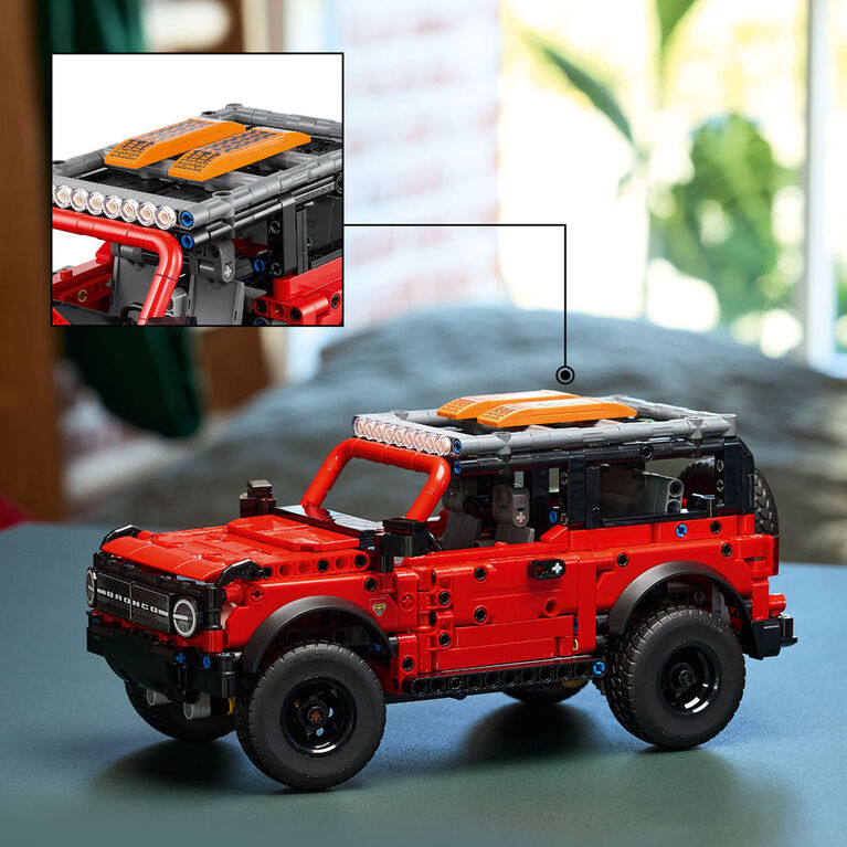 LEGO Technic Le VUS Ford Bronco , Ensemble de Modèle Réduit de Voiture, Ensemble de Construction STIM, Cadeau pour les Amateurs de Véhicules 42213