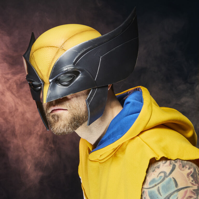 Marvel Legends Series Wolverine Premium Roleplay Mask Marvel Legends Series Wolverine Premium Roleplay Mask