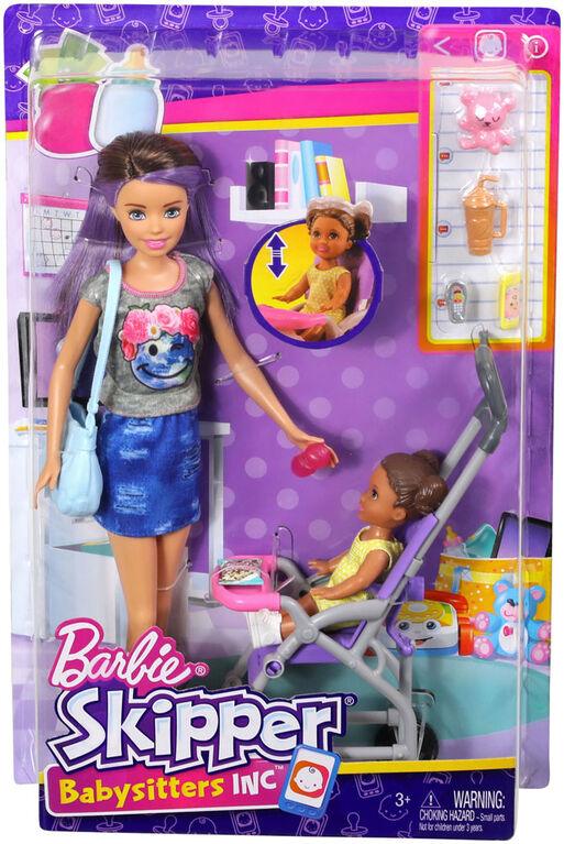 Coffret Barbie Babysitters avec une poupée Skipper, une poupée bébé, avec Poussette gonflable et des accessoires à thème