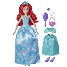 Disney Princess, Princesse et surprises, poupée mannequin Ariel avec 10 vêtements et accessoires, surprises cachées