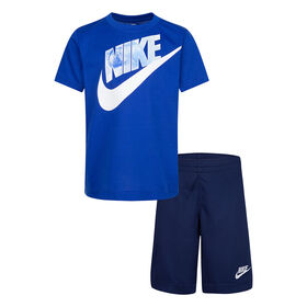 Ensemble T-shirt et Shorts Nike - Bleu Marin - Taille 7