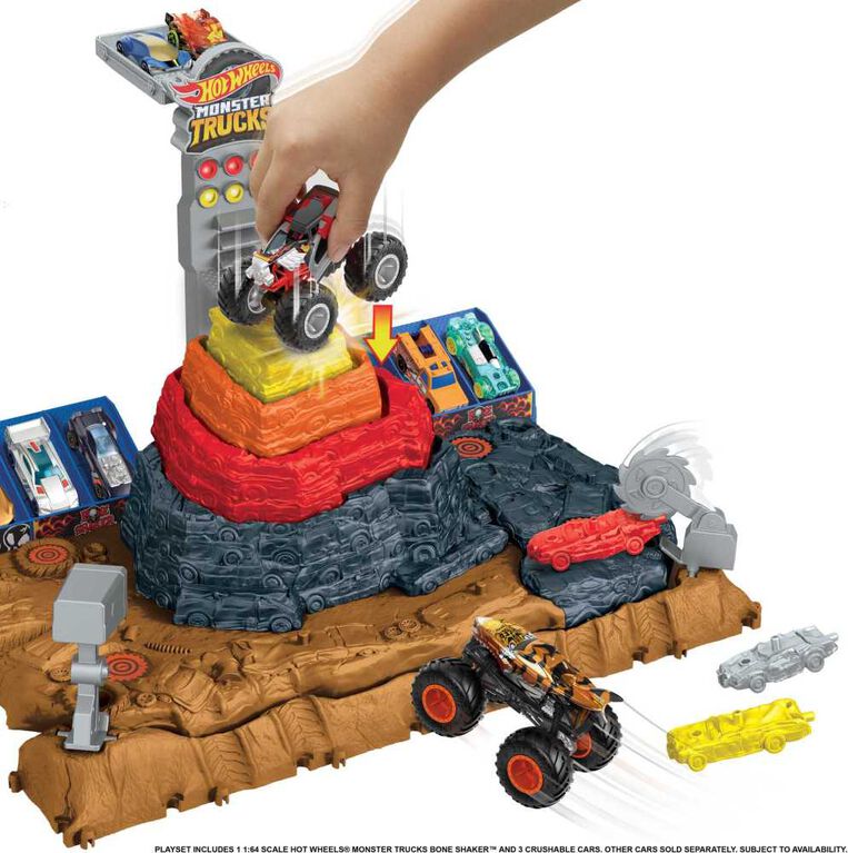 Hot Wheels Monster Trucks Arena Smashers Bone Shaker Ultimate Crush Yard Playset