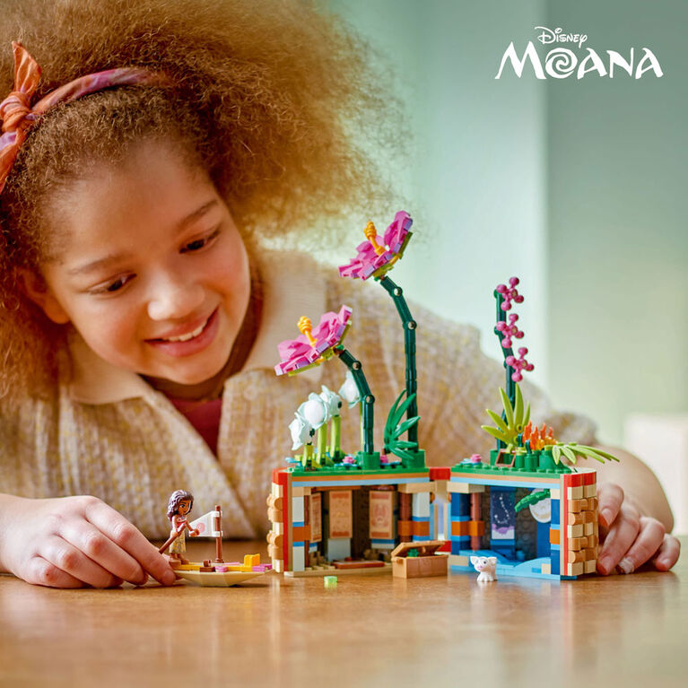 LEGO Disney Moana's Flowerpot Buildable Flower Toy with Mini-Doll Figure and Sailboat 43252