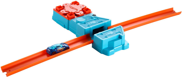 Hot Wheels Track Builder Booster Pack Playset