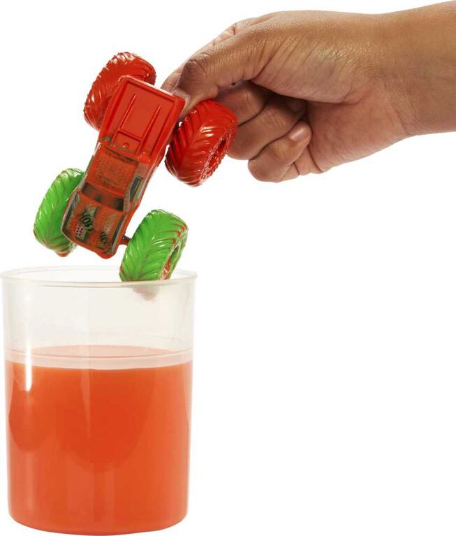 Hot Wheels Monster Trucks Color Reveal Truck - Styles May Vary