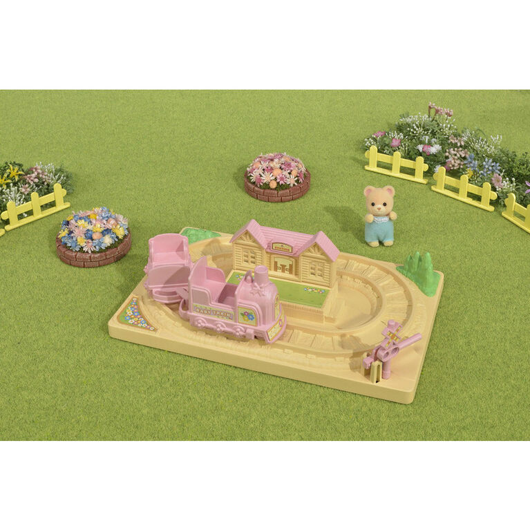 Calico Critters-Baby Choo Choo Train