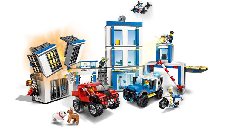 Lego City Police Station 60246 Toys R Us Canada