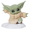 Star Wars The Bounty Collection Grogu, Série 4, figurine statique de 5,5 cm, marche dans la neige