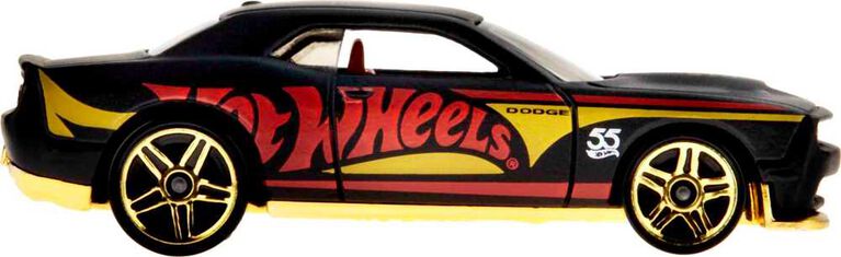 Hot Wheels 15 Dodge Challenger SRT "Pearl and Chrome" 1:64 Scale Vehicle