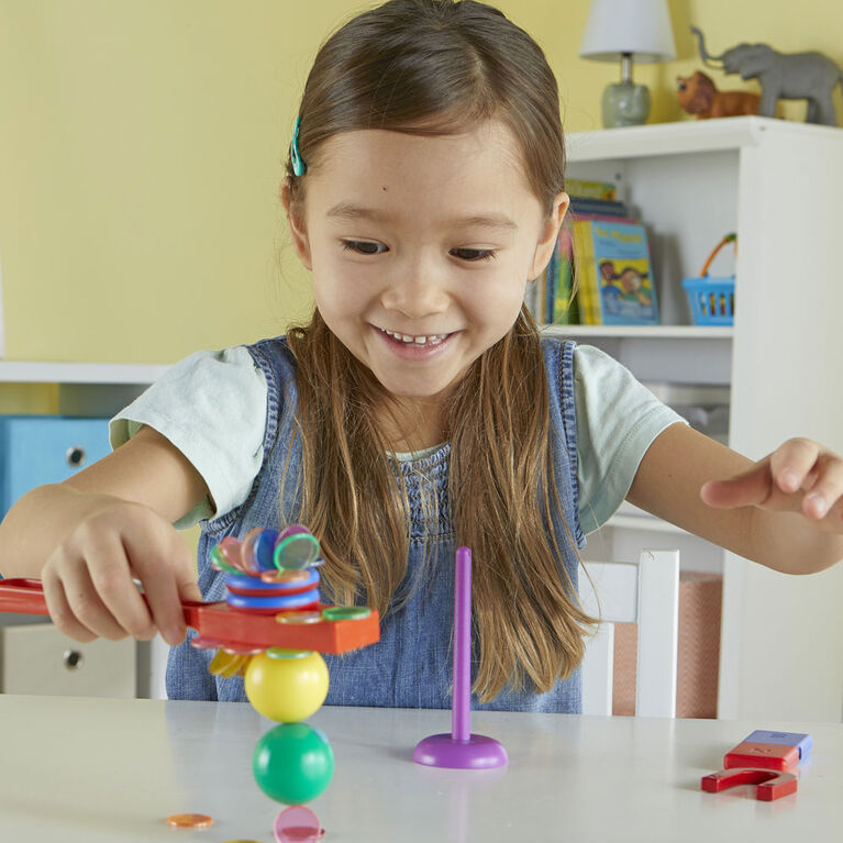Learning Resources STEM Explorers Magnet Movers English Edition