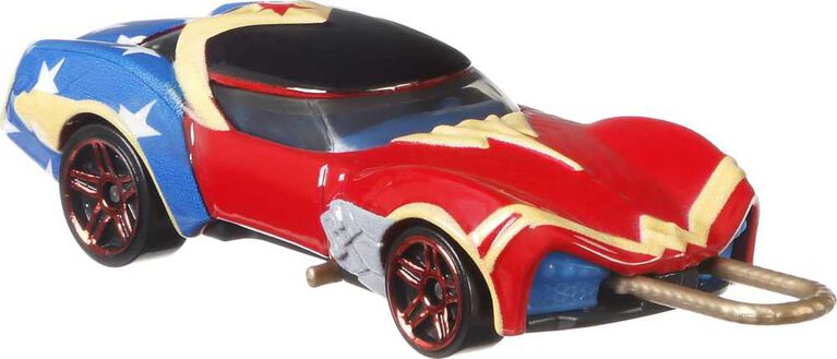 Hot Wheels Wonder Woman Character Car, Collectible 1:64 Scale Toy Car Inspired by the DC Universe