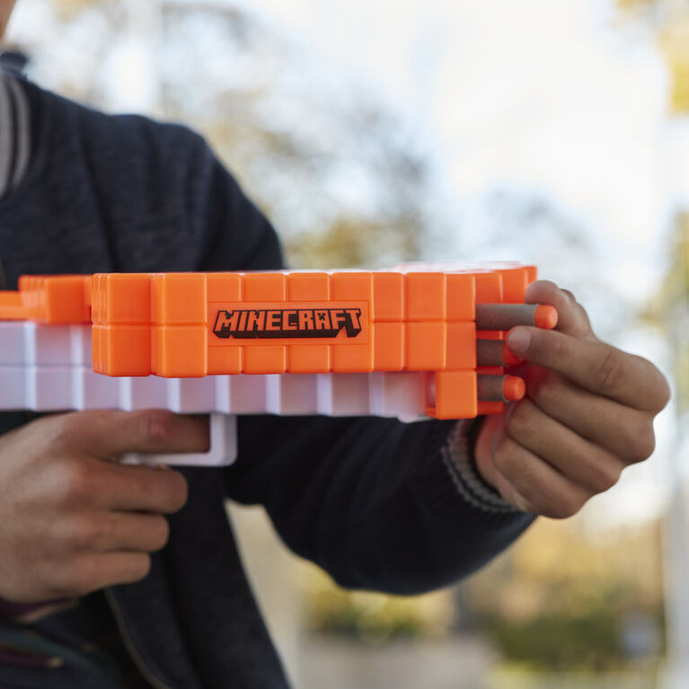 Nerf Minecraft Pillager's Crossbow, Dart-Blasting Crossbow