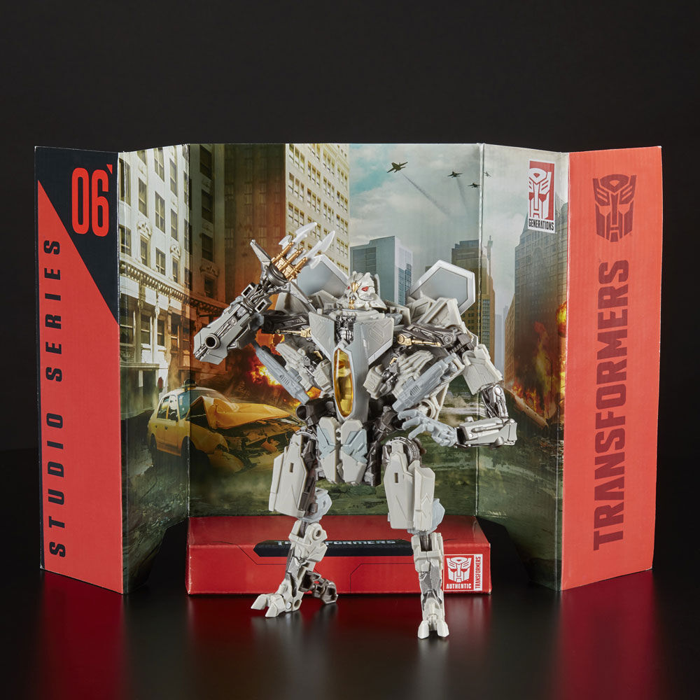 Transformers Studio Series 04 Deluxe Class Movie 1 Autobot Ratchet