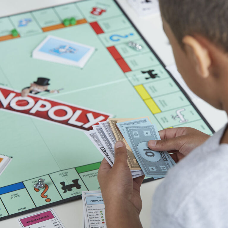 Hasbro Gaming - Monopoly - les motifs peuvent varier