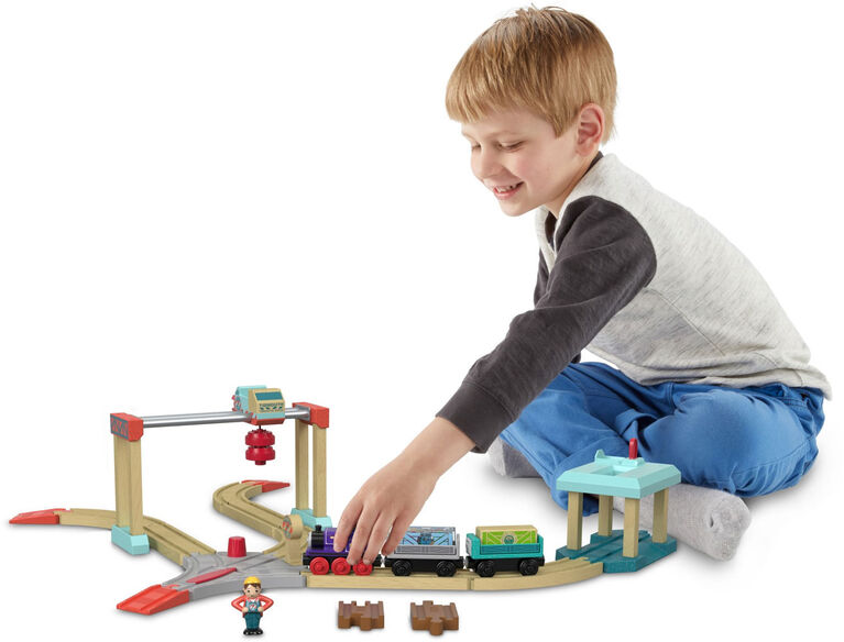 Thomas & Friends Wood Lift & Load Cargo Set