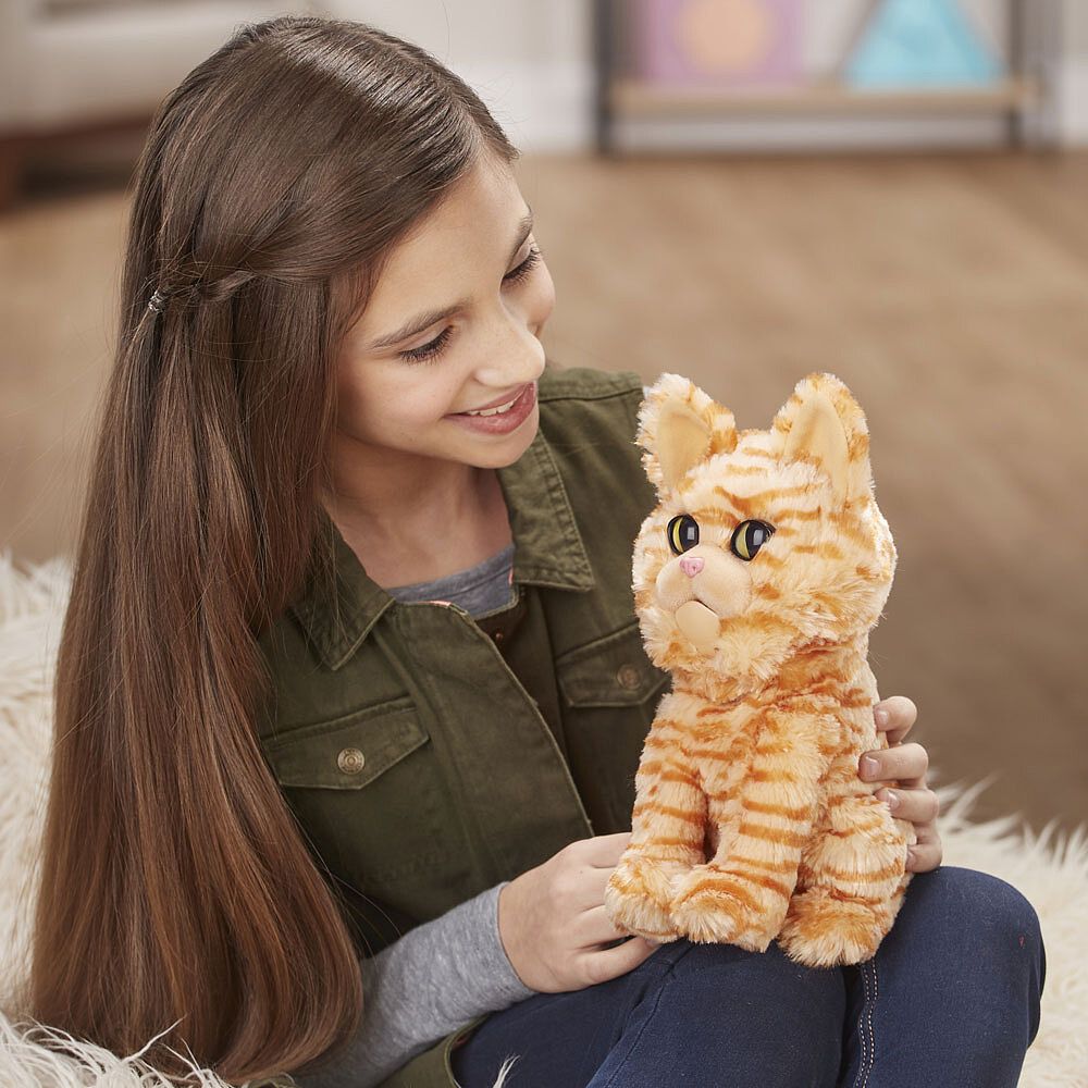 Hasbro captain marvel clearance plush goose the cat