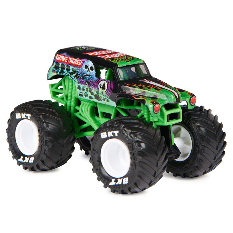  Monster Jam, Official Mega Grave Digger All-Terrain Remote  Control Monster Truck with Lights, 1: 6 Scale, Kids Toys for Boys : Toys &  Games