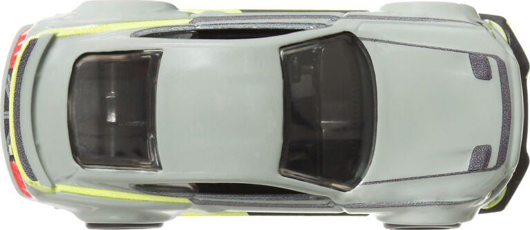 Hot Wheels Premium Car Culture Slide Street Ford Mustang RTR 1:64 Scale Collectible Toy Vehicle