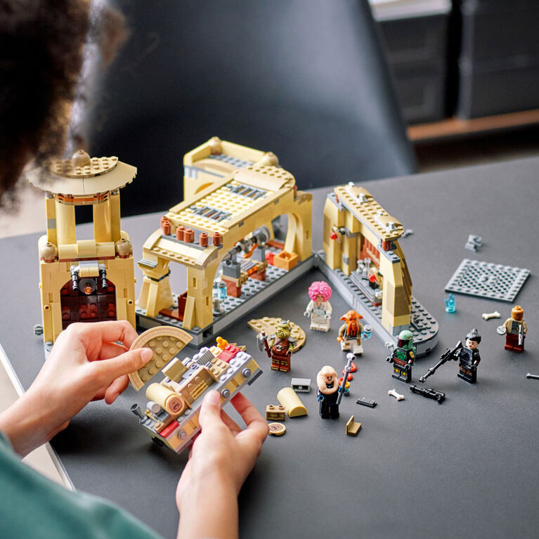 LEGO Star Wars Boba Fett's Throne Room 75326 Building Kit (732 Pieces)