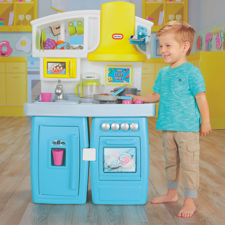 Little Tikes Tasty Jr Bake N Share Kitchen Role Play Kitchen And