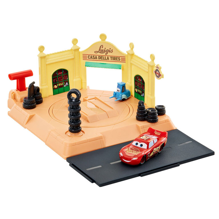 Disney Pixar Cars Luigi's Tire Shop Playset