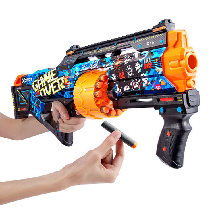 X-Shot Skins Last Stand Dart Blaster - Game Over (16 fléchettes) par ZURU