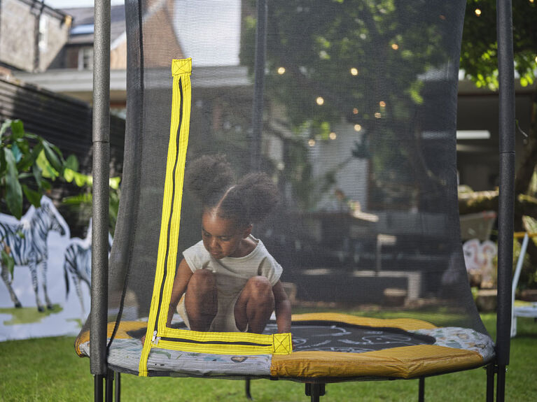 Trampoline avec enceinte Plum Junior en thème de la jungle, 4,5 pi